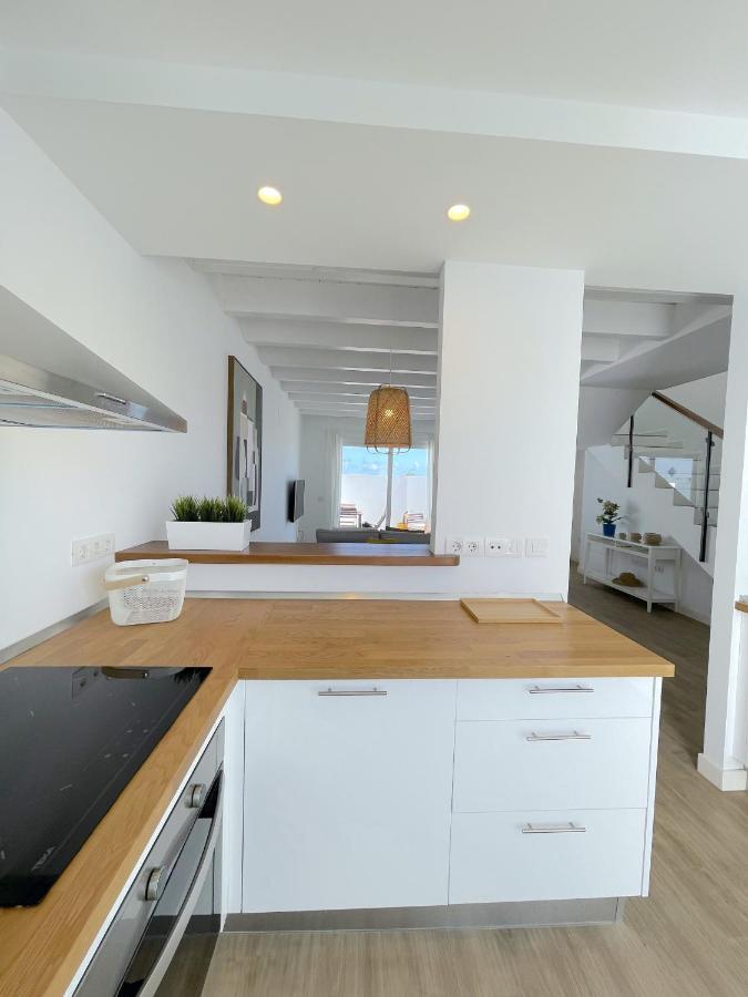 Casahost Villa Dolce Vita Costa Teguise Exteriör bild
