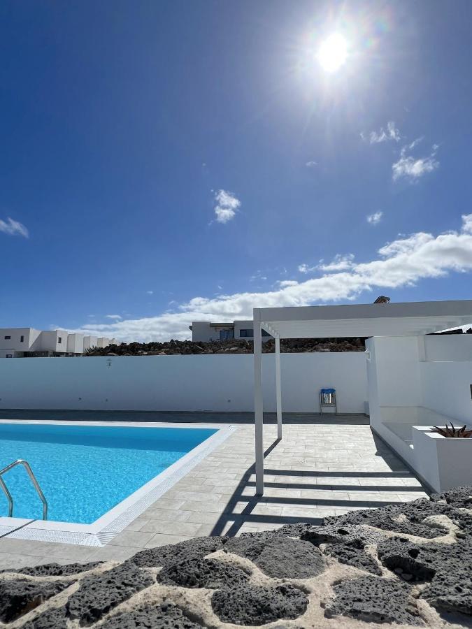 Casahost Villa Dolce Vita Costa Teguise Exteriör bild